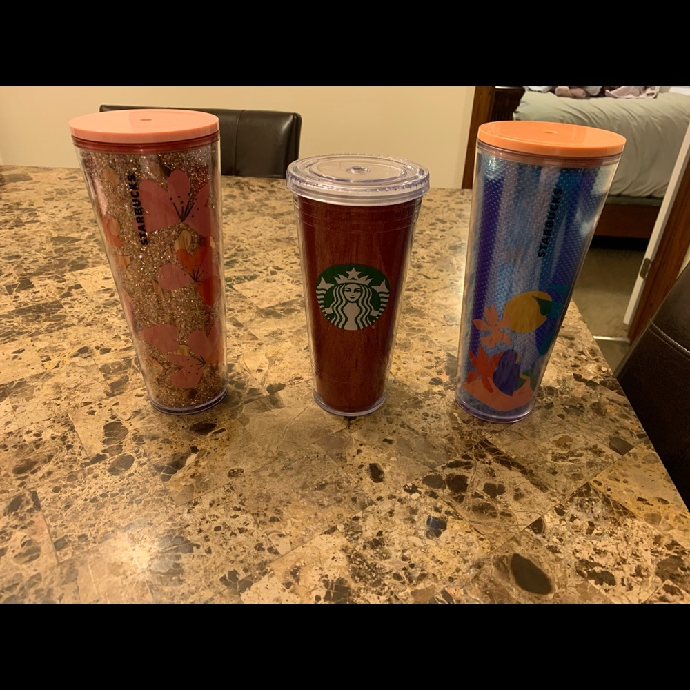 3 Starbucks cups